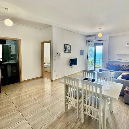 4 Seasons Sea View Apartment Sarandë Eksteriør bilde