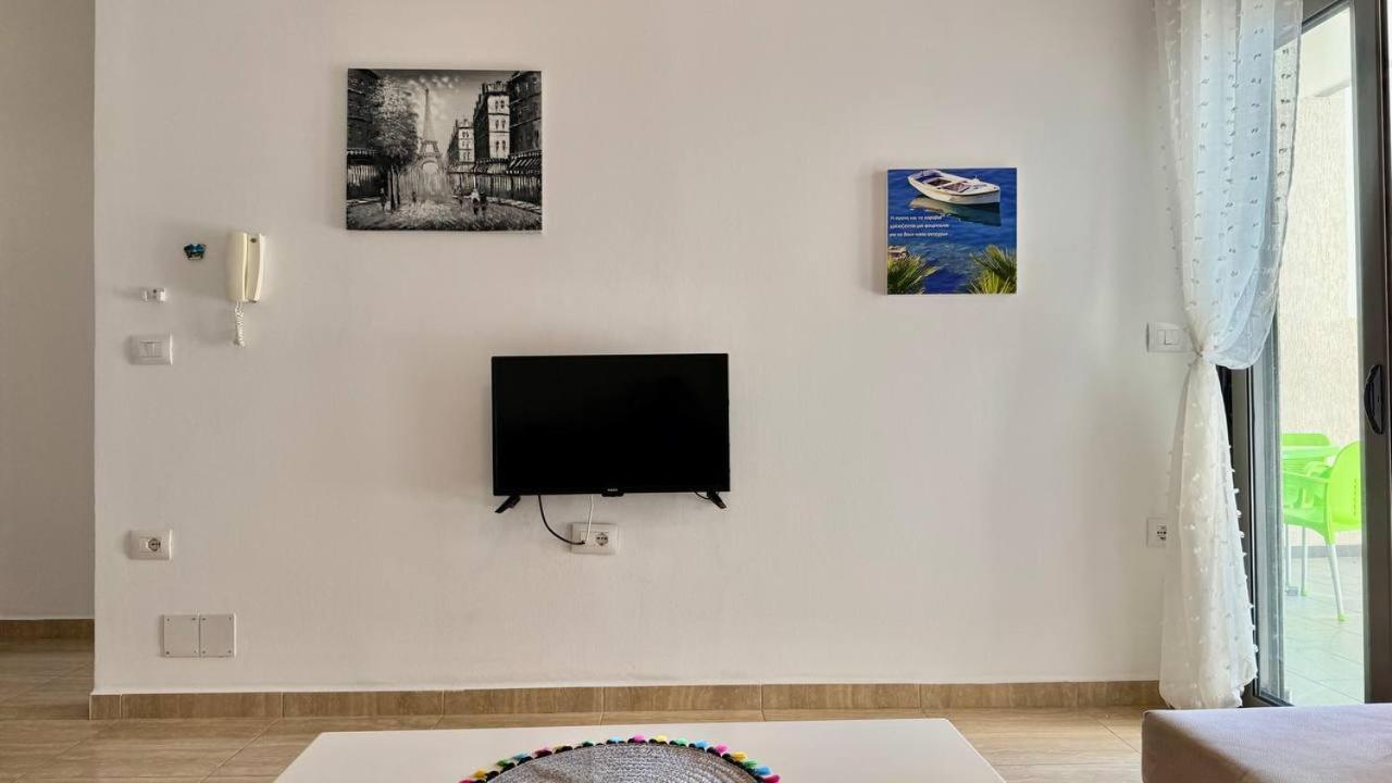 4 Seasons Sea View Apartment Sarandë Eksteriør bilde