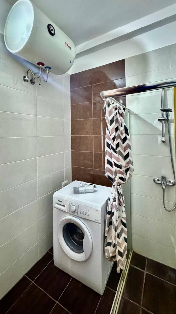 4 Seasons Sea View Apartment Sarandë Eksteriør bilde