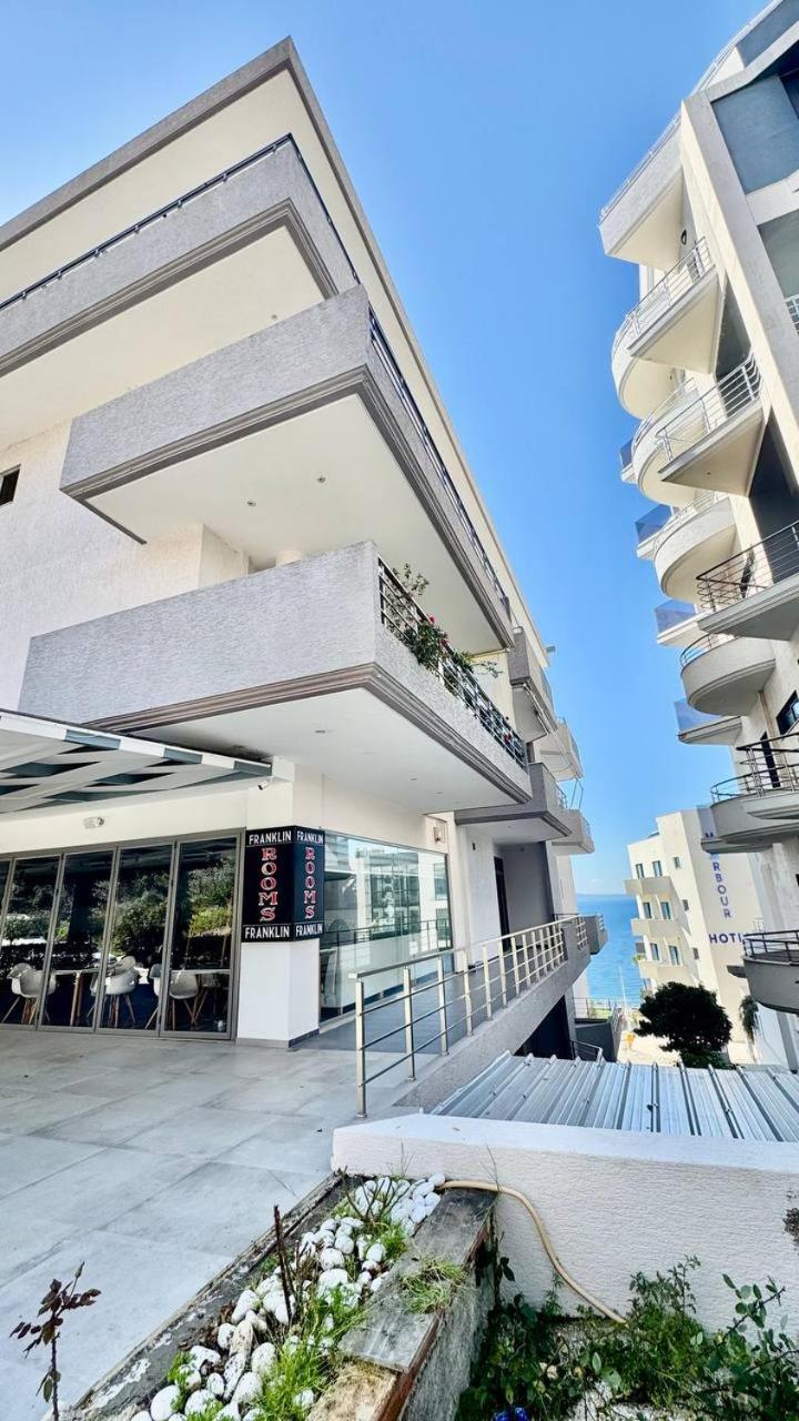 4 Seasons Sea View Apartment Sarandë Eksteriør bilde