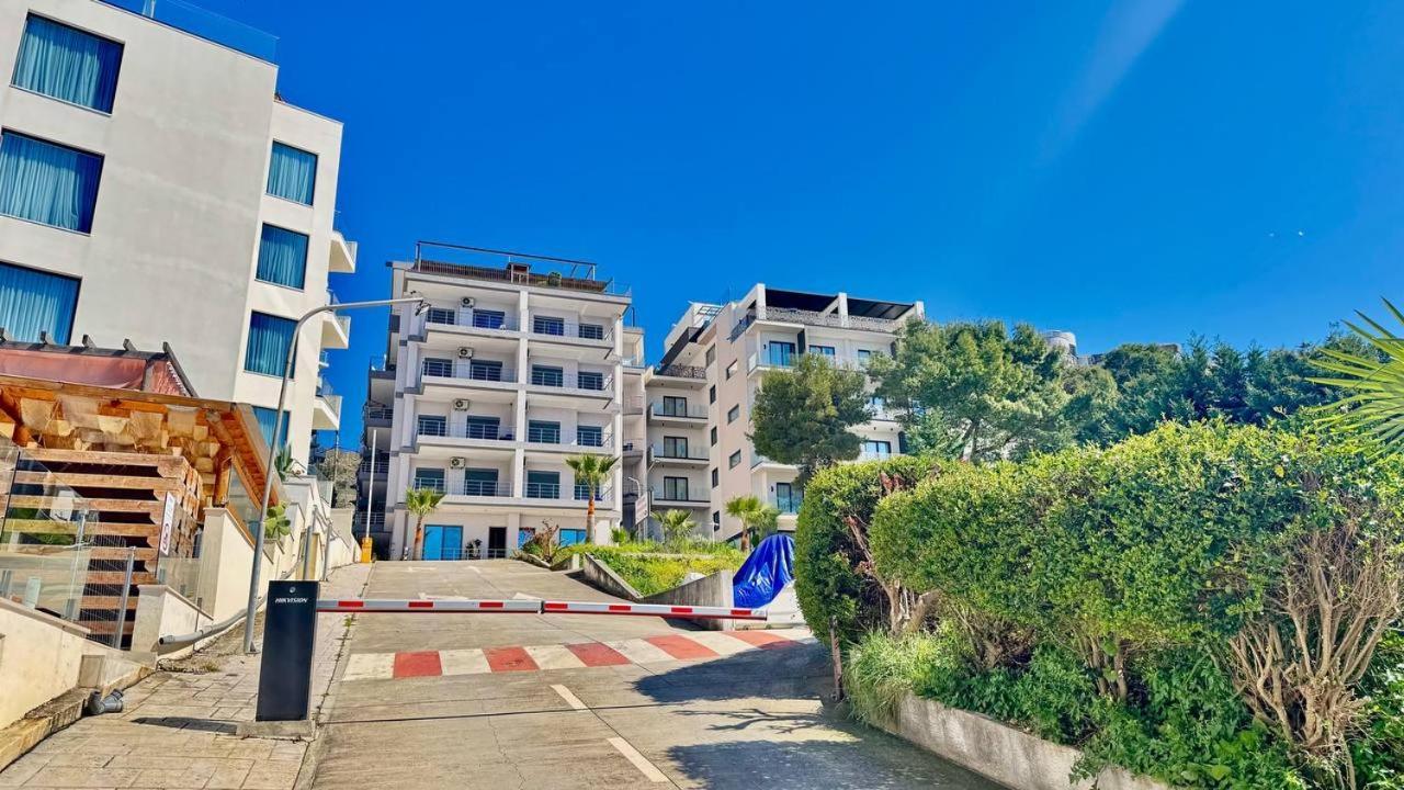 4 Seasons Sea View Apartment Sarandë Eksteriør bilde