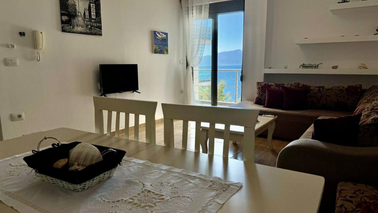 4 Seasons Sea View Apartment Sarandë Eksteriør bilde