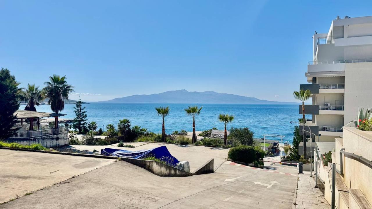4 Seasons Sea View Apartment Sarandë Eksteriør bilde