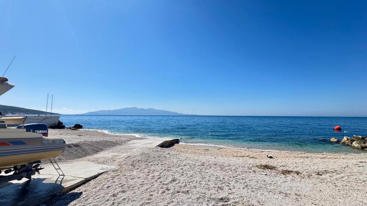 4 Seasons Sea View Apartment Sarandë Eksteriør bilde